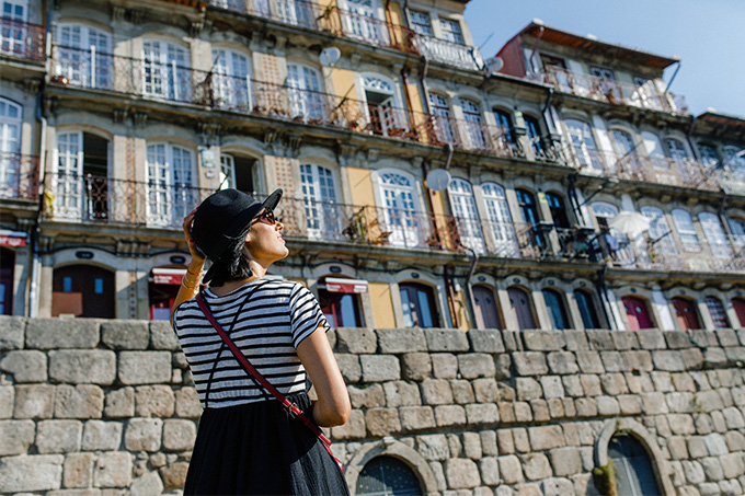 EIGHT30 - porto travel guide - Cais de Ribeira - la prima